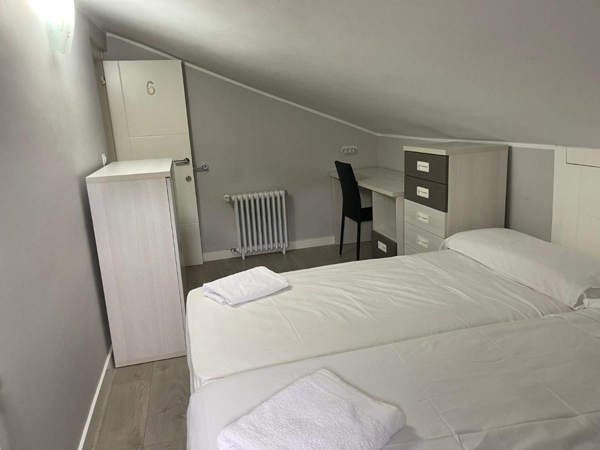 La Rosa Azul Rooms Ponferrada Exterior foto