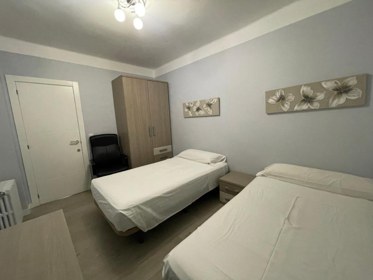 La Rosa Azul Rooms Ponferrada Exterior foto