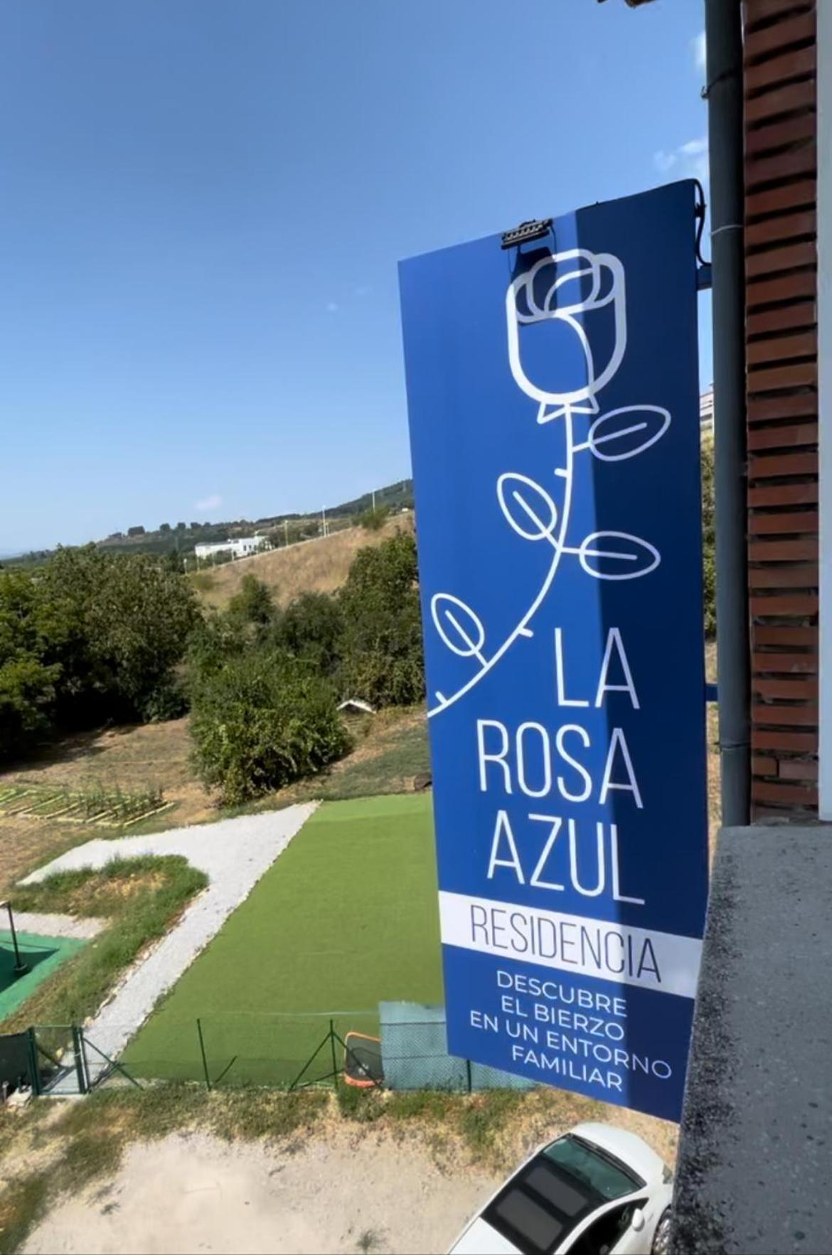 La Rosa Azul Rooms Ponferrada Exterior foto